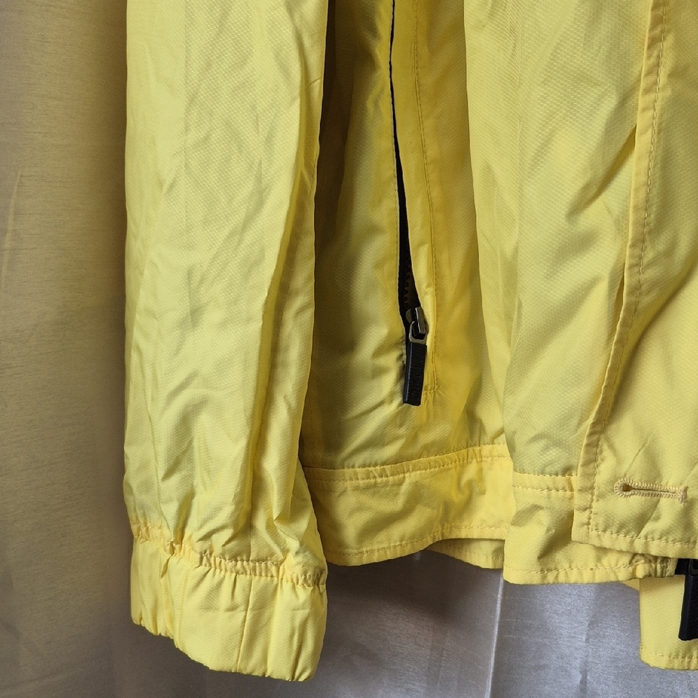 DKNY Men's Vibrant Yellow Windbreaker- XXL - Picture 7 of 15